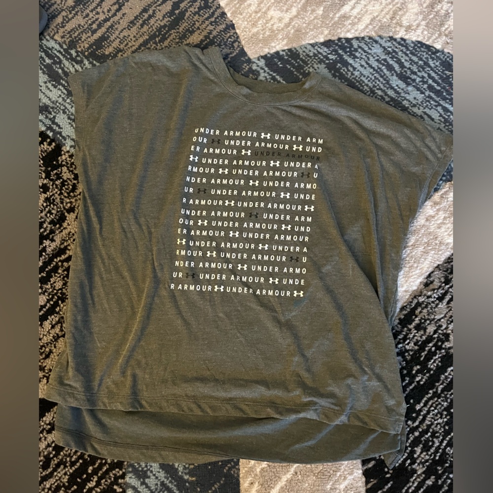 Under Armour Charcoal Graphic Tee